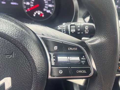 Used 2023 Kia Seltos LX image 22