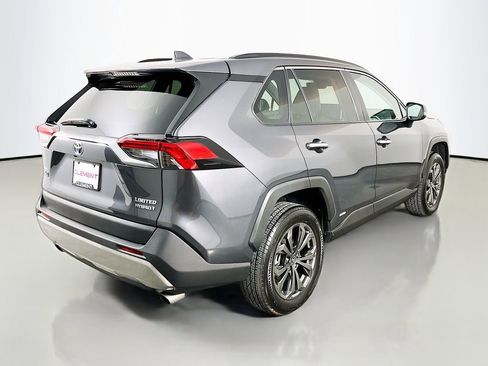 Used 2022 Toyota RAV4 Limited image 6