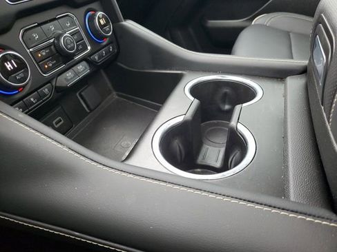 Used 2023 Chevrolet Tahoe Premier image 19