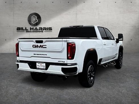 Used 2021 GMC Sierra 2500 AT4 w/ Gooseneck/5TH Wheel Package AWD/4WD image 6