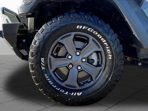 Used 2018 Jeep Wrangler Unlimited Sport S AWD/4WD image 11