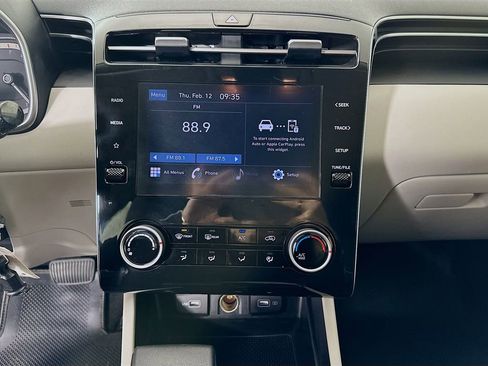 Certified 2022 Hyundai Tucson SE image 14