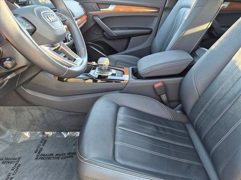 Certified 2023 Audi Q5 2.0T Premium w/ Convenience Package AWD/4WD image 14