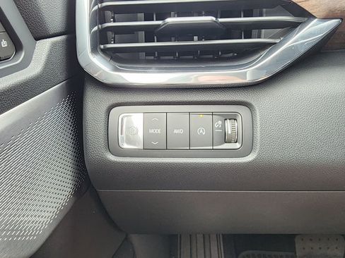 New 2026 GMC Acadia Denali Ultimate image 19