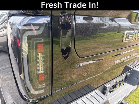 Certified 2024 GMC Sierra 1500 Elevation w/ Elevation Premium Package image 11