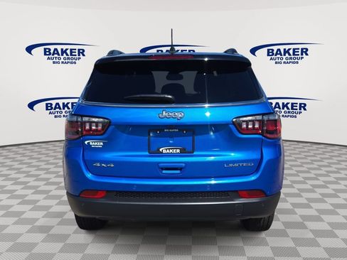 Used 2025 Jeep Compass Limited AWD/4WD image 4