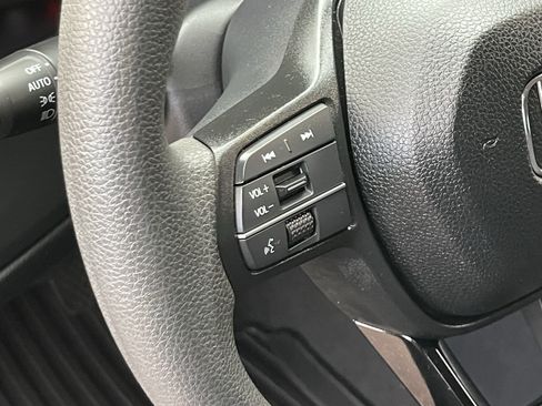 Used 2025 Honda Accord SE image 22