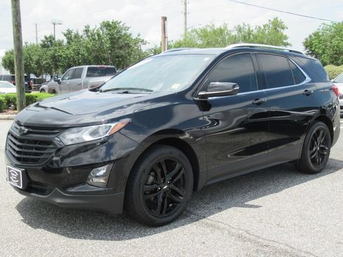 Used 2020 Chevrolet Equinox LT w/ Midnight Edition FWD image 3