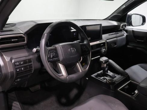 Used 2024 Toyota Tacoma SR5 AWD/4WD image 16