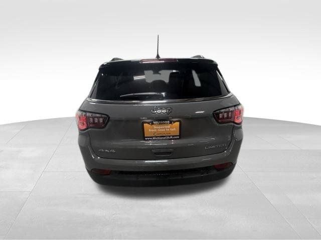 Certified 2022 Jeep Compass Limited AWD/4WD image 9