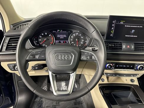 Used 2023 Audi Q5 2.0T Premium w/ Convenience Package AWD/4WD image 13
