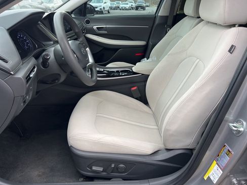 Used 2022 Hyundai Sonata SEL w/ Preferred Accessory Package image 19