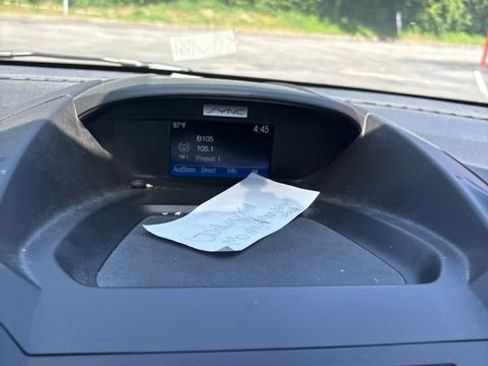 Used 2017 Ford Escape SE FWD image 15
