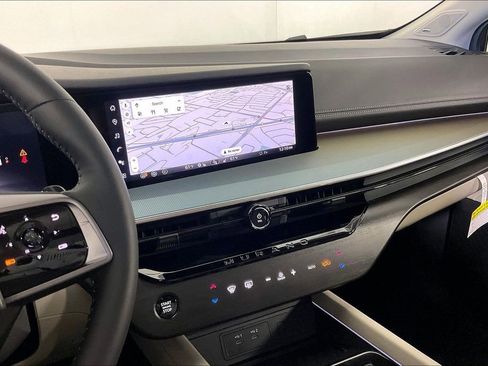 Certified 2025 Nissan Murano SL AWD/4WD image 8
