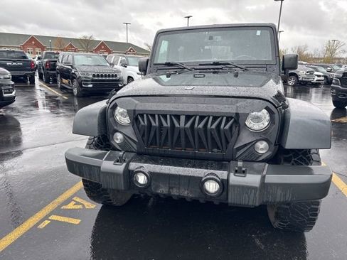 Used 2017 Jeep Wrangler Sport AWD/4WD image 5