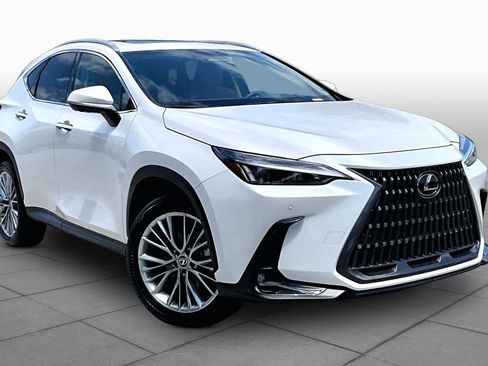 Used 2025 Lexus NX 350 AWD w/ Premium Package image 3
