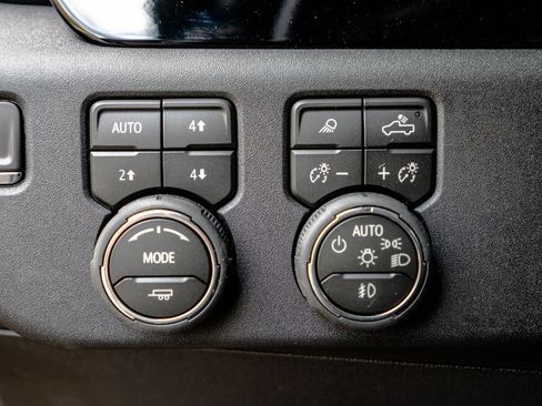 New 2026 Chevrolet Silverado 2500 High Country w/ Midnight Edition AWD/4WD image 31