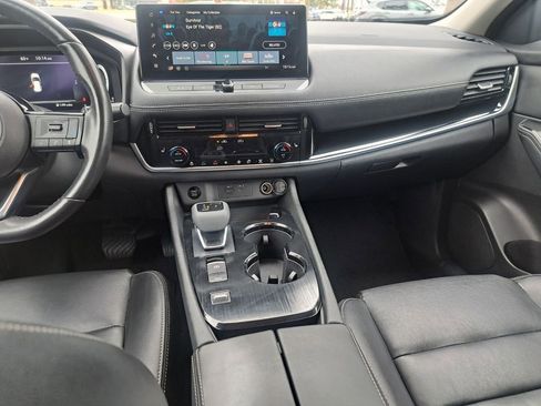 Used 2024 Nissan Rogue SL w/ SL Premium Package image 20