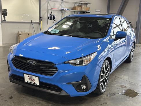 Certified 2024 Subaru Impreza 2.0i Sport AWD/4WD image 12