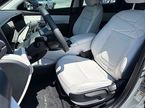 New 2026 Hyundai Tucson SE FWD image 9