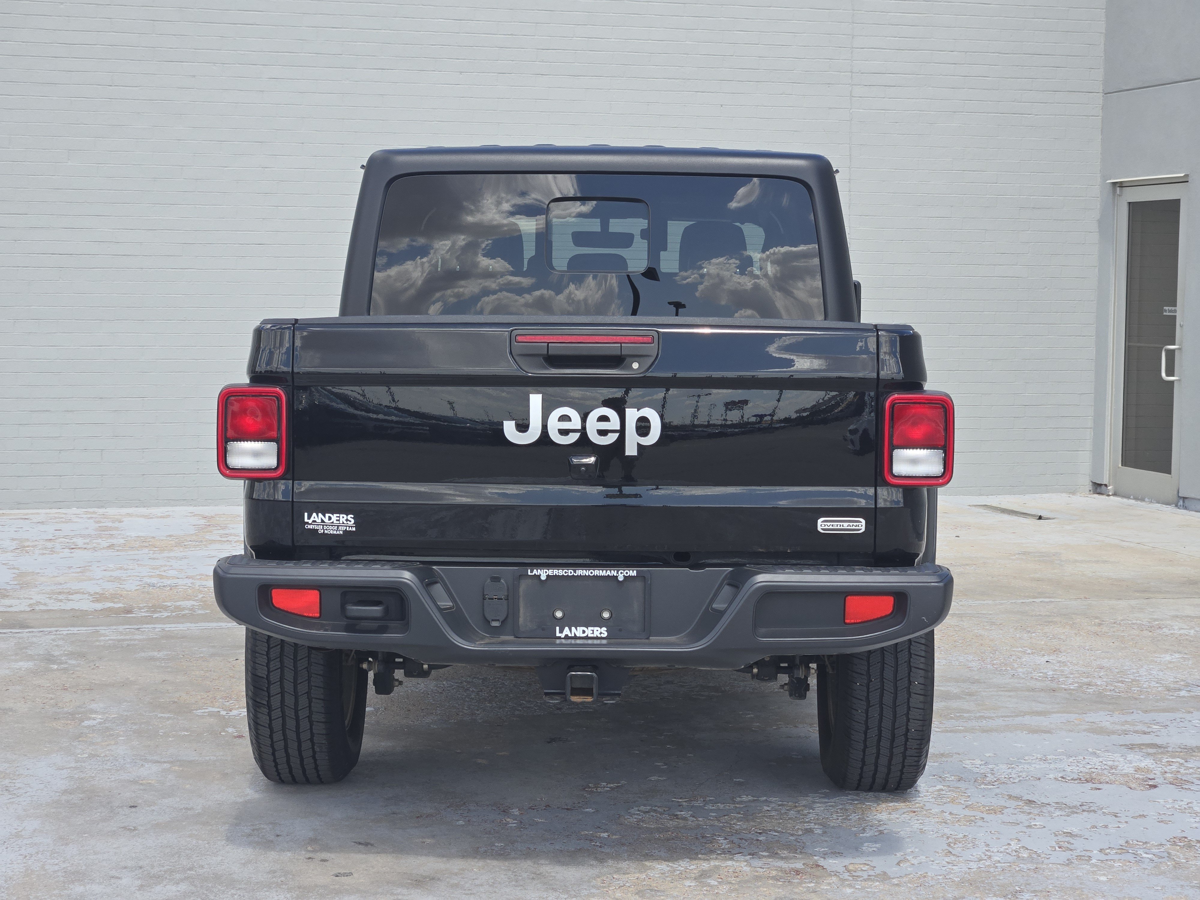 Used 2022 Jeep Gladiator Overland w/ Popular Equipment Package AWD/4WD image 7
