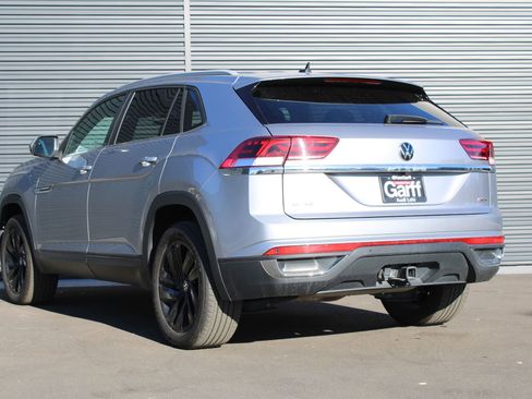Used 2022 Volkswagen Atlas Cross Sport SE image 7