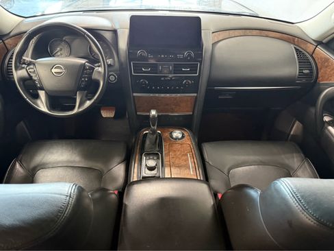 Used 2022 Nissan Armada SL w/ Captain's Chairs Package AWD/4WD image 17