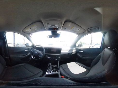 Used 2025 Buick Encore GX Preferred image 41