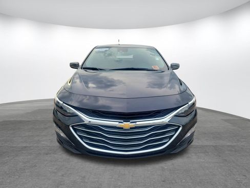 Used 2023 Chevrolet Malibu LT FWD image 2