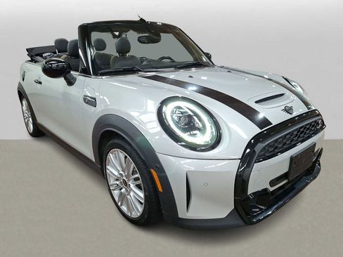Certified 2023 MINI Cooper S image 3