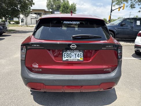 Certified 2025 Nissan Kicks SV AWD/4WD image 4