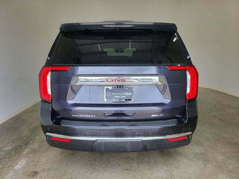 Used 2023 GMC Yukon XL SLT RWD image 6