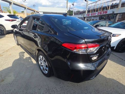 Used 2022 Toyota Corolla LE FWD image 7