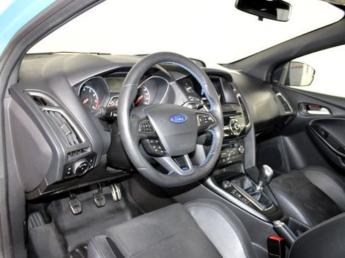 Used 2017 Ford Focus RS AWD/4WD image 4