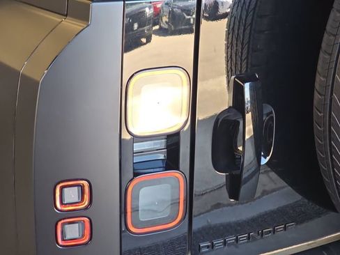 New 2026 Land Rover Defender 110 OCTA AWD/4WD image 23