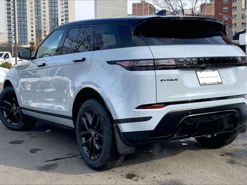 New 2026 Land Rover Range Rover Evoque S AWD/4WD image 12