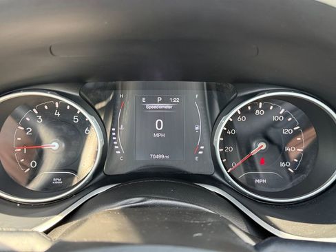 Used 2019 Jeep Compass Latitude image 13