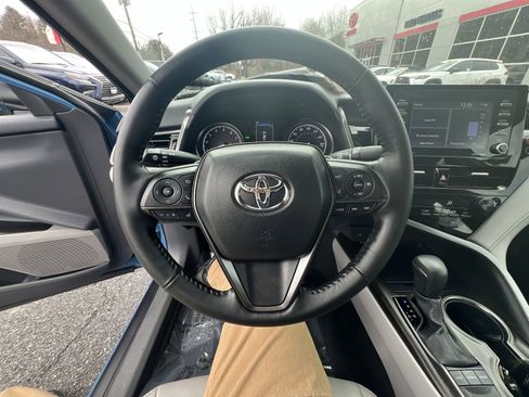 Used 2024 Toyota Camry SE w/ Cold Weather Package image 16