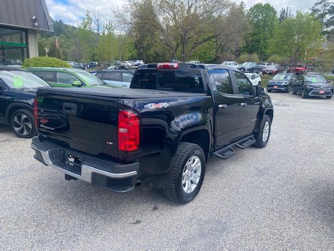 Used 2022 Chevrolet Colorado LT w/ Luxury Package AWD/4WD image 4