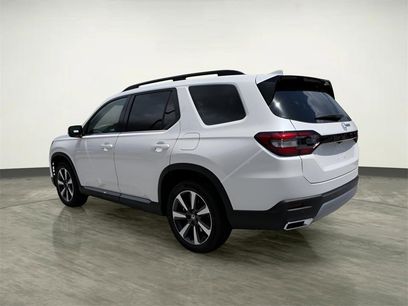 Certified 2025 Honda Pilot Touring