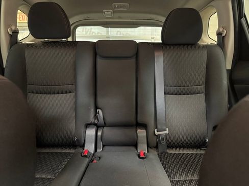 Used 2020 Nissan Rogue SV image 14