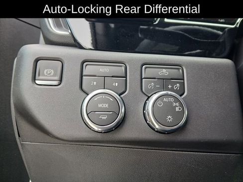 New 2026 GMC Sierra 1500 SLE w/ Preferred Package image 27