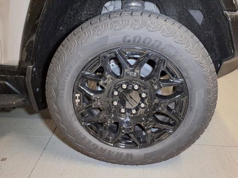 Used 2026 GMC Hummer EV 4x4 Crew Cab image 5