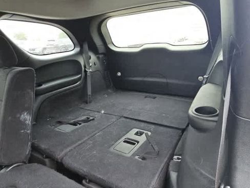 Used 2018 Dodge Durango SXT w/ 3rd Row Seating Group image 18