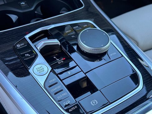 New 2026 BMW X5 xDrive40i w/ M Sport Package image 24