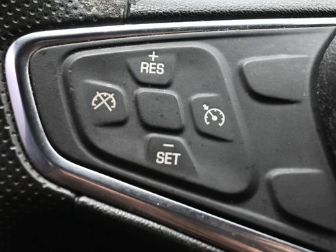 Used 2020 Chevrolet Malibu LT FWD image 26