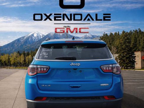 Used 2024 Jeep Compass Latitude AWD/4WD image 8