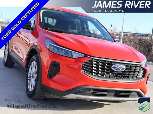 Certified 2024 Ford Escape Active image 6