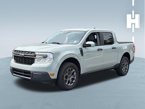 Used 2023 Ford Maverick XLT w/ XLT Luxury Package FWD image 2