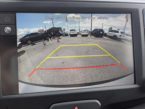Certified 2025 Kia Soul LX w/ LX Technology Package FWD image 19